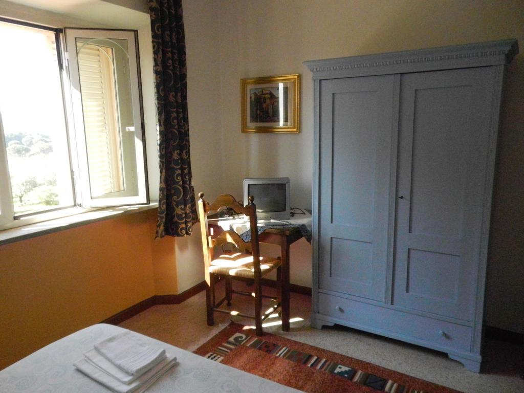 Residence Il Colle Collestrada 部屋 写真