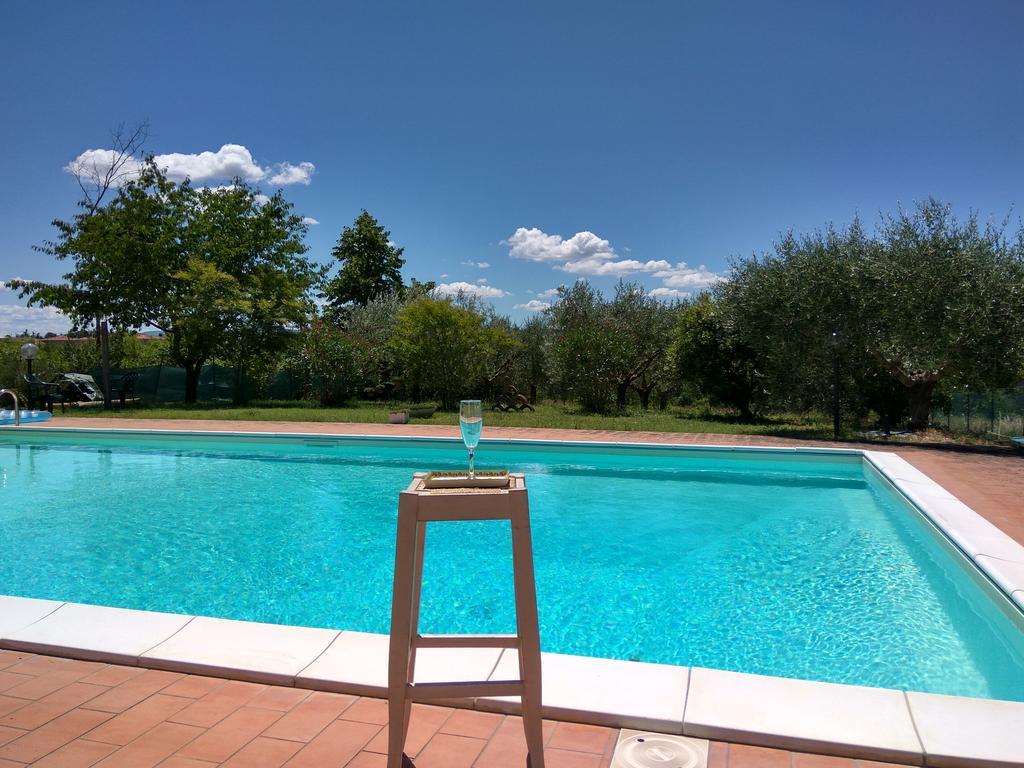 Residence Il Colle Collestrada エクステリア 写真