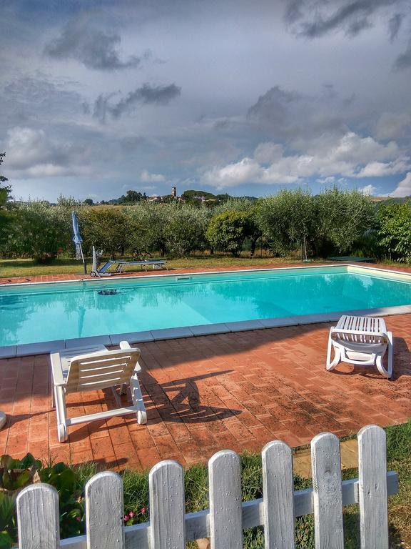 Residence Il Colle Collestrada エクステリア 写真