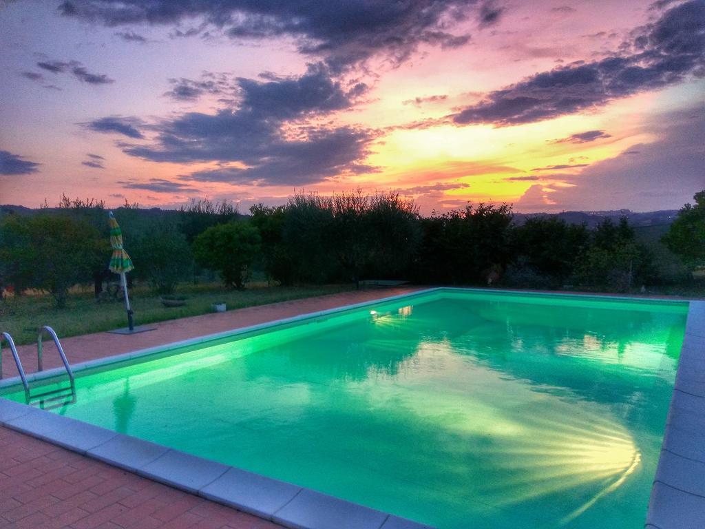 Residence Il Colle Collestrada エクステリア 写真
